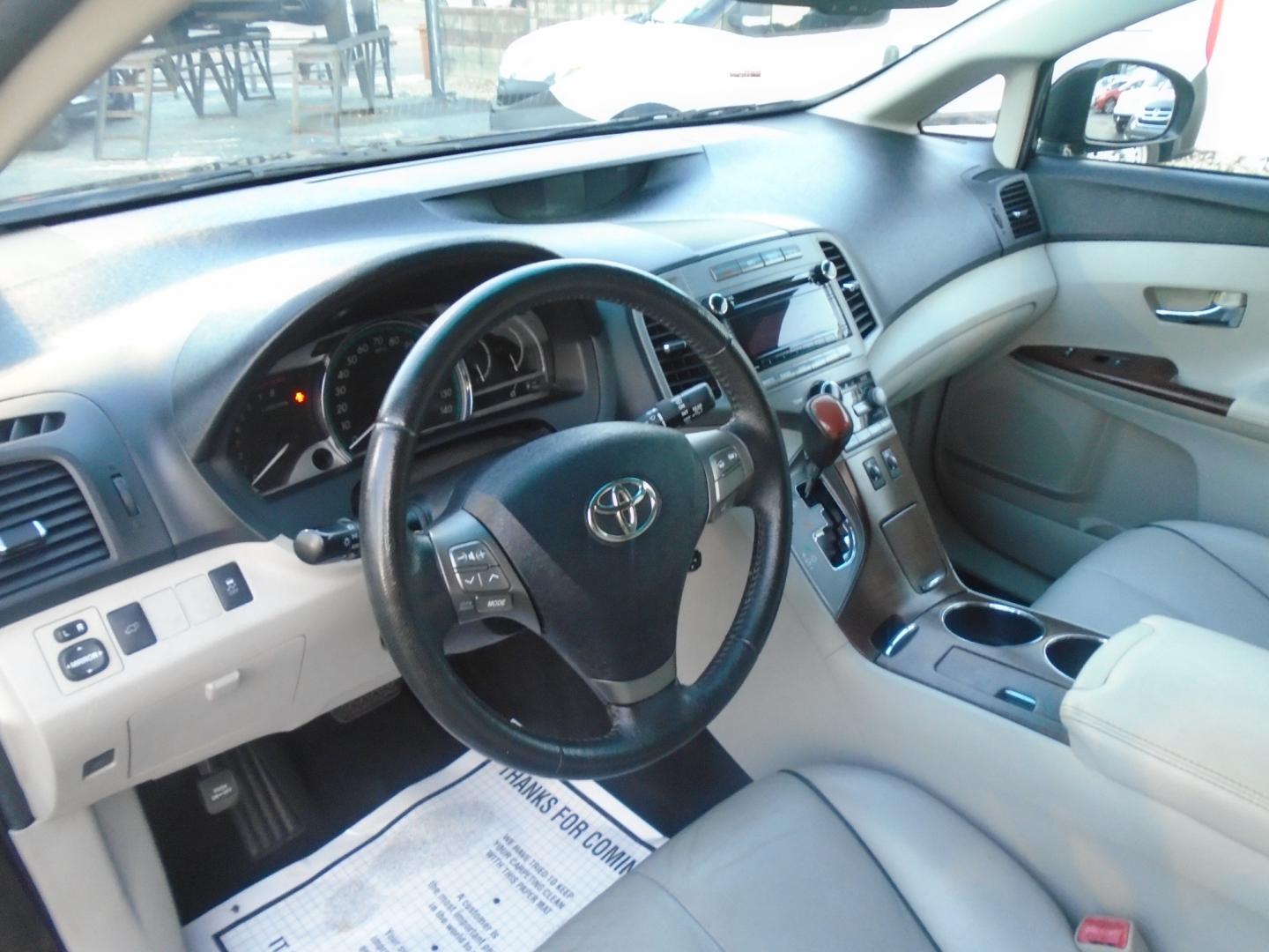 2012 Toyota Venza (4T3ZA3BB4CU) , located at 6112 N Florida Avenue, Tampa, FL, 33604, (888) 521-5131, 27.954929, -82.459534 - Photo#7